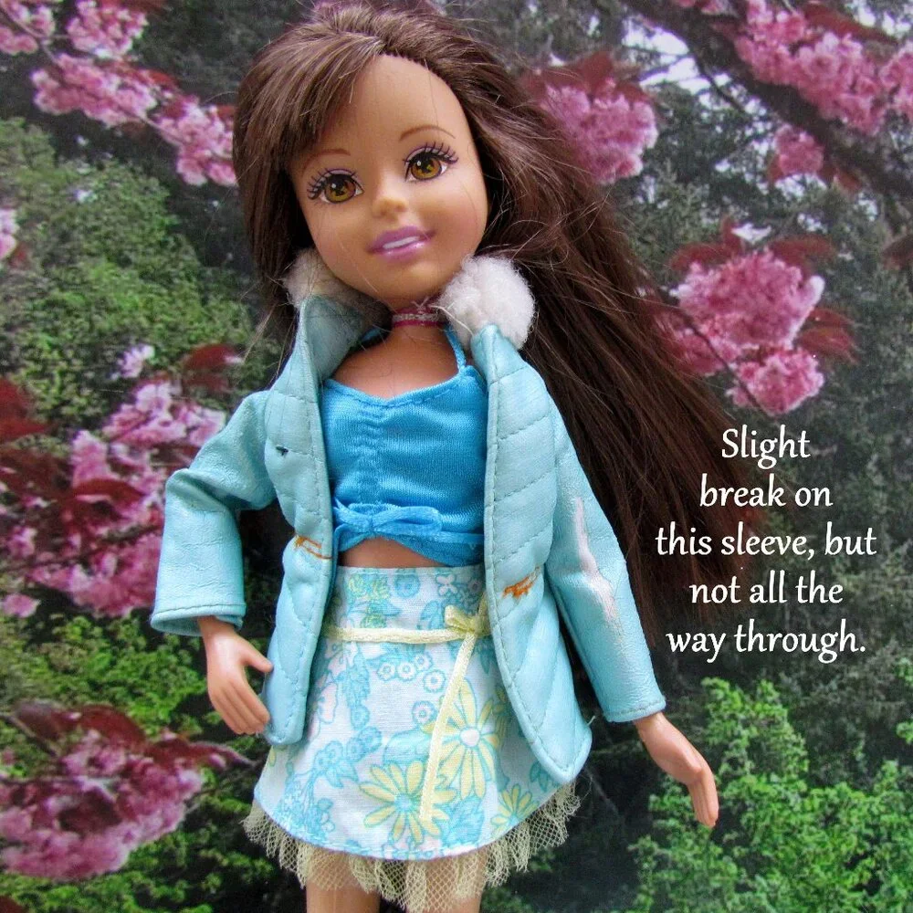WEE 3 FRIENDS DOLLS w RAINCOATS BOOTS & CUTE CLOTHES 23 ITEMS 10